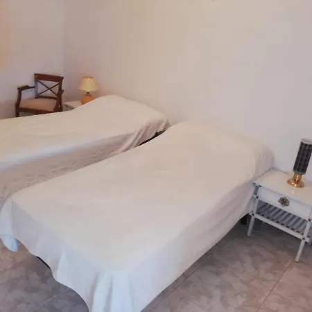 Casa Solleiros Muros